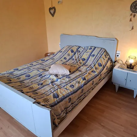 La Maison Chaleureuse Et Reposante De Perignat * Larodde