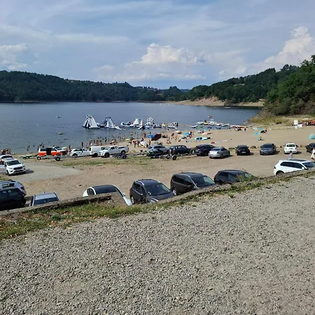 La Maison Chaleureuse Et Reposante De Perignat Larodde